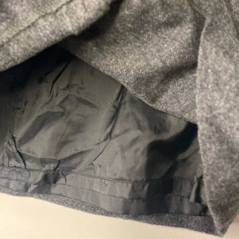 Old Navy Clothing Co Vintage Wool Blend Gray Mini Skirt Size 4 Academia Preppy - Picture 9 of 11